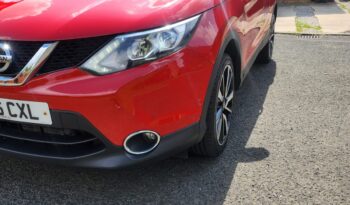 
									Nissan Qashqai Tekna full								