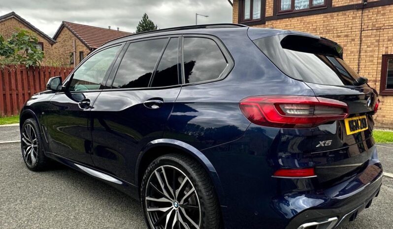 
								BMW X5 MSPORT XDRIVE full									